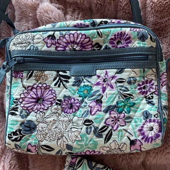 VERA BRADLEY SMALL CROSSBODY PURSE WITH MATCHING WALLET - Picture 2 of 14